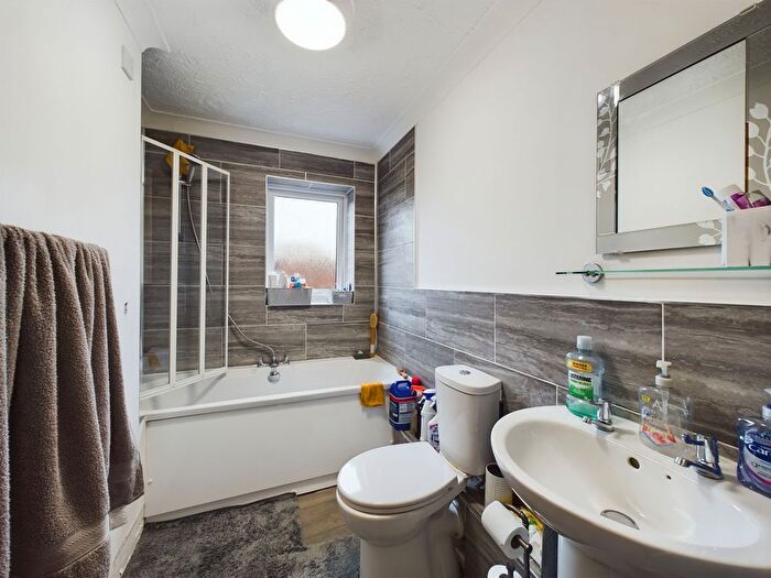 2 Bedroom Semi-Detached House For Sale In Albany Walk, Peterborough, PE2