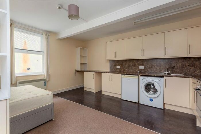 1 Bedroom Flat To Rent In Mountfield Road, Tunbridge Wells, Kent TN1