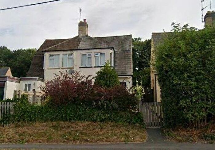 2 Bedroom Semi-Detached House For Sale In Benefield Road, Oundle, Peterborough, Cambridgeshire, PE8