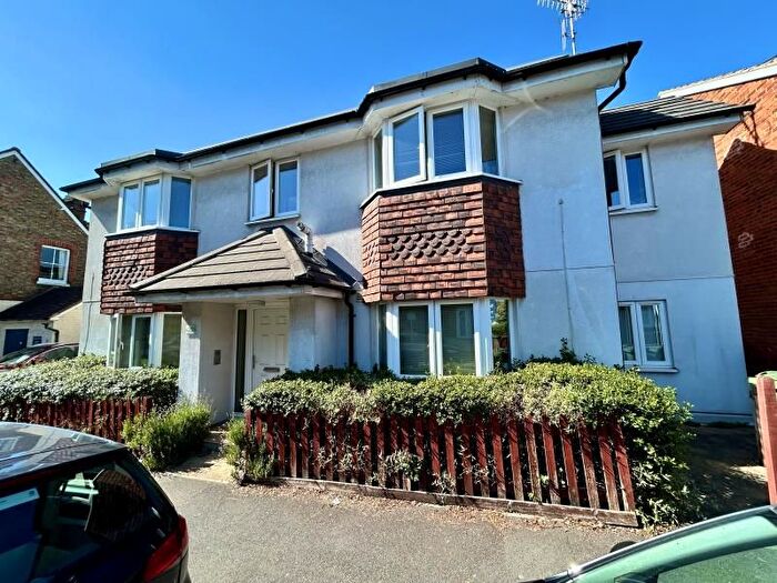 1 Bedroom Flat To Rent In Artillery Road, Guildford, GU1