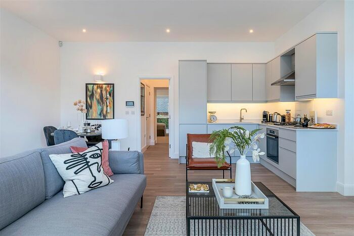 1 Bedroom Flat To Rent In The Kiln, Kilburn Lane, W9