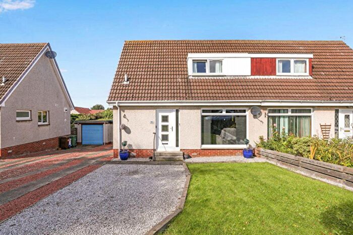 3 Bedroom Semi-Detached House For Sale In King's Avenue, Longniddry, EH32