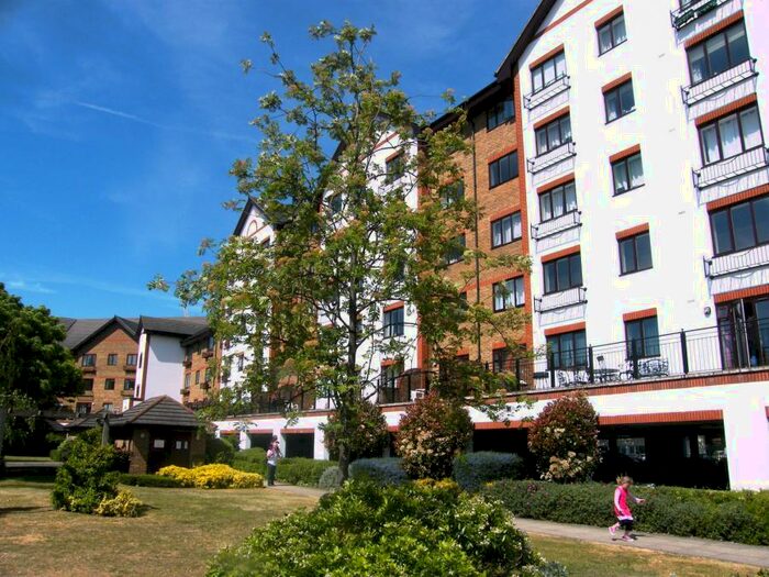 1 Bedroom Apartment To Rent In Regents Court - Central Kingston, KT2