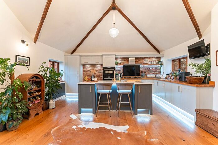 4 Bedroom Detached House For Sale In Fields Park Avenue, Newport, NP20