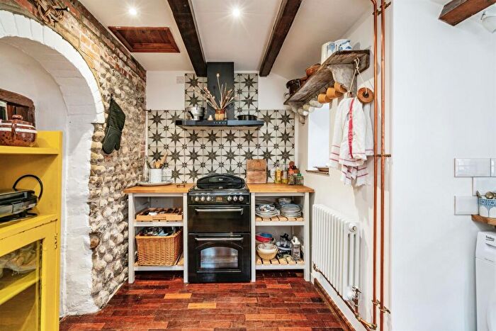 2 Bedroom Character Property For Sale In Grove Corner, Roughton, Norwich, NR11