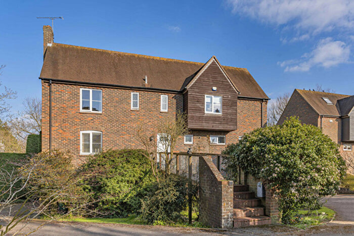 5 Bedroom Detached House For Sale In Mill Paddock, Abingdon, OX14