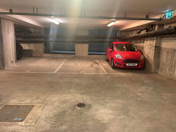 Garage / Parking To Rent In Britton Street, London, EC1M