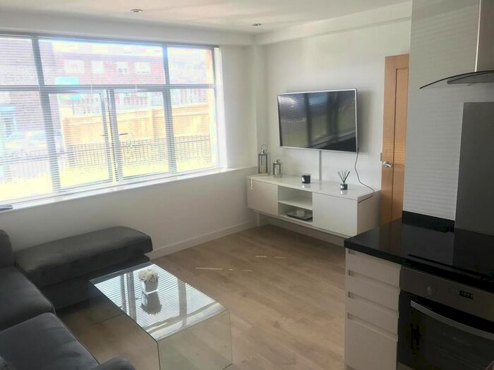 1 Bedroom Flat To Rent In Wolsey Road, Hemel Hempstead, Hemel Hempstead, Hertfordshire, HP2