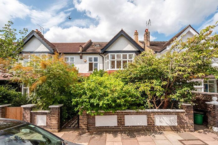 3 Bedroom Maisonette To Rent In Madrid Road, Barnes, London, SW13