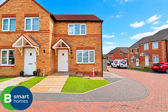 2 Bedroom Semi-Detached House To Rent In Broadhead Close, Kilnhurst, S64