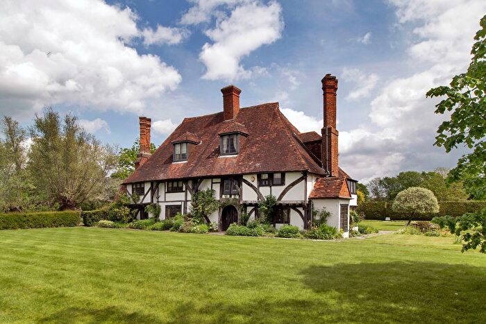 7 Bedroom Detached House For Sale In Vane Court, Biddenden, Kent, TN27