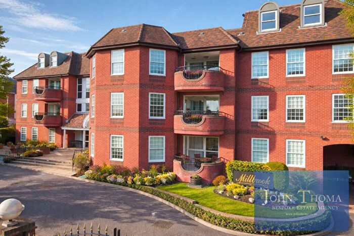 3 Bedroom Apartment For Sale In Manor Road, Chigwell, Essex, IG7