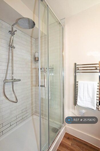 1 Bedroom Flat To Rent In High Street, Chipping Norton, OX7