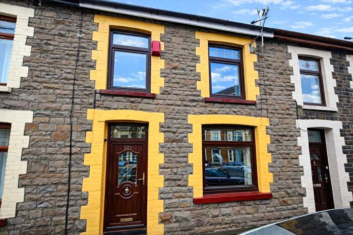 3 Bedroom Terraced House For Sale In Brithweunydd Rd, Tonypandy, CF40