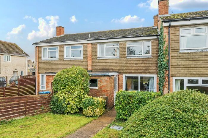 3 Bedroom Terraced House To Rent In Marlborough Close, Carterton, Oxfordshire, OX18