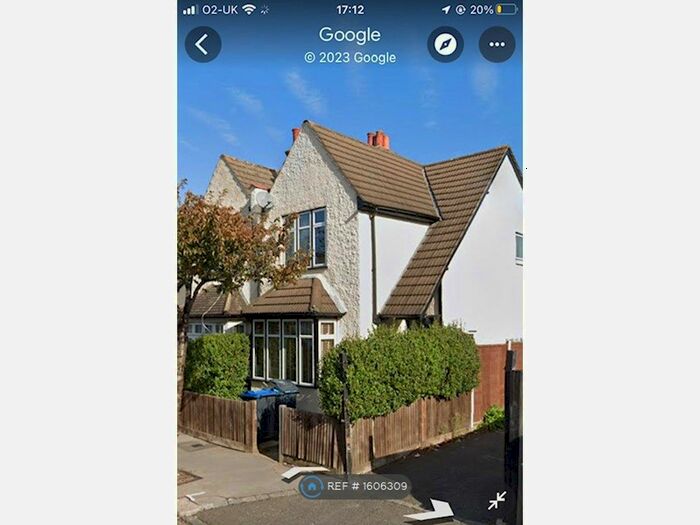 3 Bedroom Semi-Detached House To Rent In Woodside Court Road, Croydon, CR0
