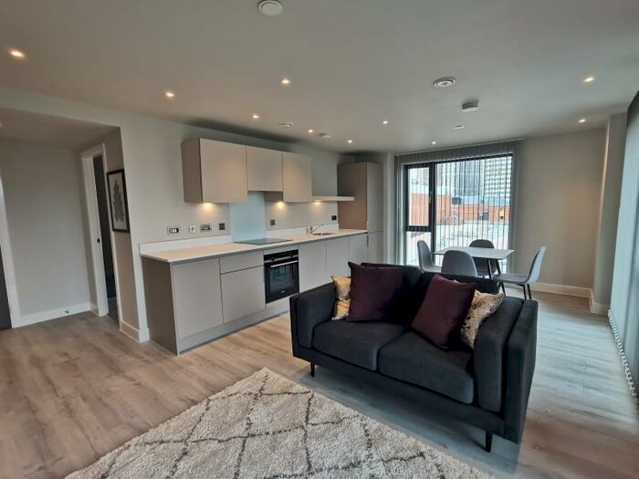 2 Bedroom Apartment To Rent In St Martins Place, Broad Street, B15