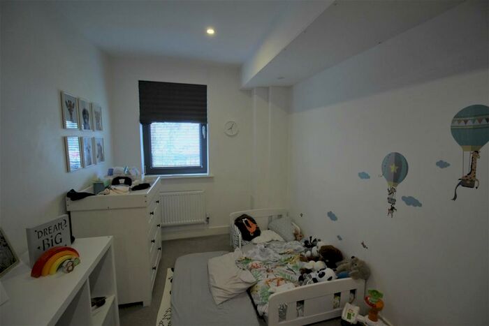 2 Bedroom Flat To Rent In Arabella Court London Road North End Portsmouth Hampshire, PO2