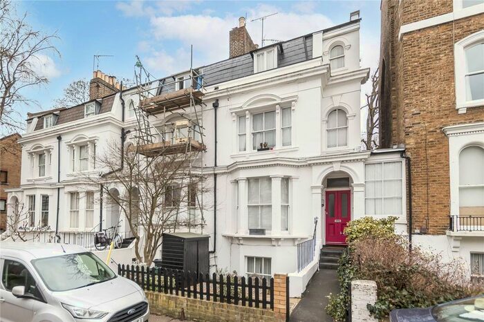 2 Bedroom Flat To Rent In Cambrian Road, Richmond, TW10