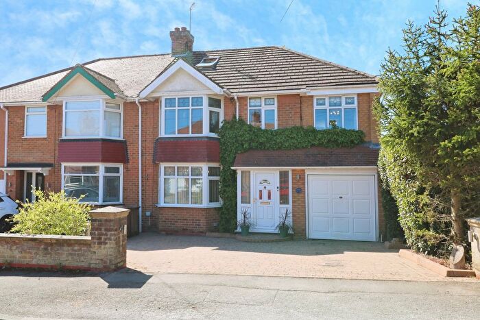 5 Bedroom Semi-Detached House For Sale In Annandale Road, Kirk Ella, HU10