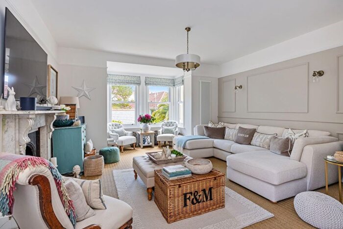 5 Bedroom Detached House For Sale In Wheatridge Lane, Torquay, Devon, TQ2