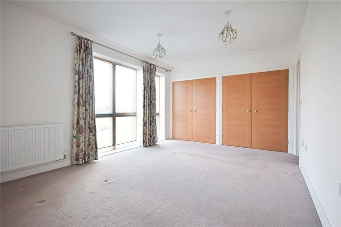 5 Bedroom Terraced House To Rent In Pinnington Close, Trumpington, Cambridge, CB2