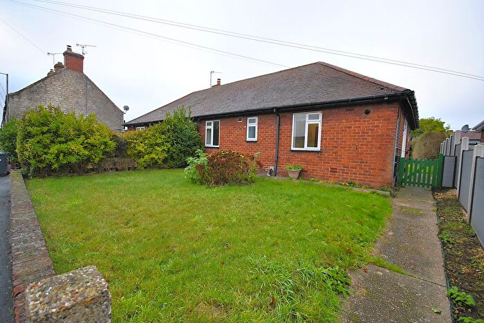2 Bedroom Semi-Detached Bungalow For Sale In Wilsic Road, Tickhill, Doncaster, DN11