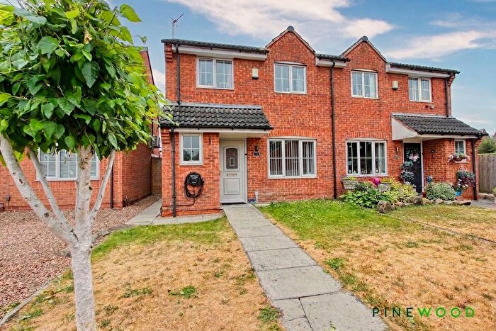 3 Bedroom Semi-Detached House For Sale In Frecheville Street, Staveley, S43