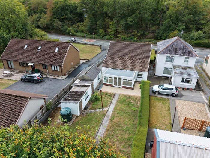 3 Bedroom Detached Bungalow For Sale In Pontardulais Road, Cross Hands, Llanelli, SA14