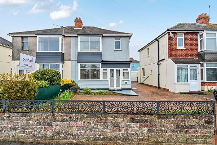 3 Bedroom Semi Detached House For Sale In Central Road, Drayton, PO6