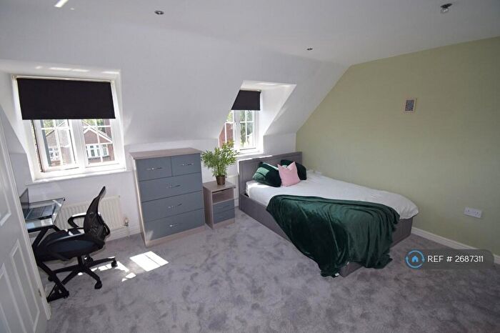 4 Bedroom Semi Detached House To Rent In Radbourne Street, Derby, DE22