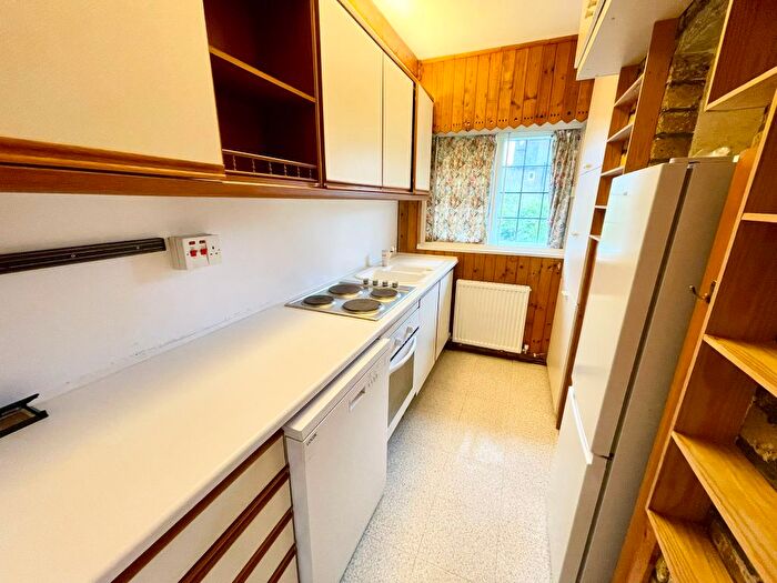 1 Bedroom Flat For Sale In Heath Close, London, NW11