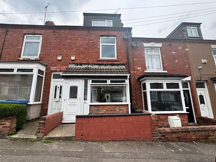 3 Bedroom House To Rent In Albion Street, Mansfield, NG19