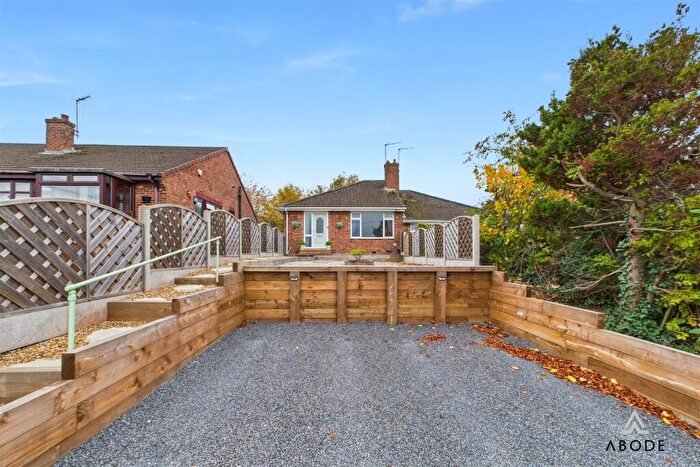 2 Bedroom Semi-Detached Bungalow For Sale In Spring Farm Road, Burton-On-Trent, DE15