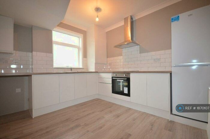 3 Bedroom Terraced House To Rent In Lamont Crescent, Cumnock, KA18