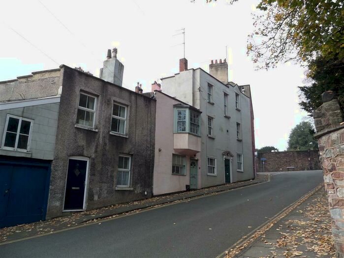 3 Bedroom House To Rent In Constitution Hill, Bristol, BS8