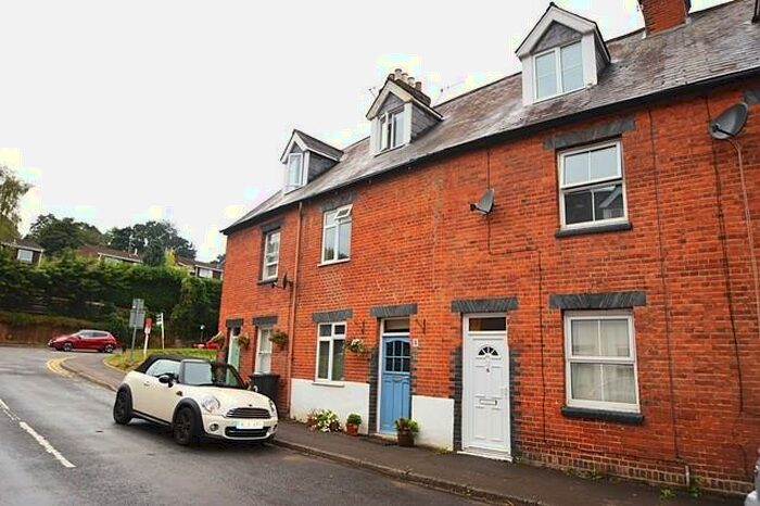 3 Bedroom House To Rent In Bedroom Terraced House In Godalming, GU7