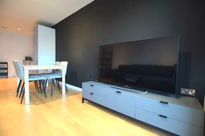 2 Bedroom Apartment To Rent In Ecclesall Road, Sheffield, S11