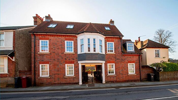 1 Bedroom Flat To Rent In Orchard Street, PO19