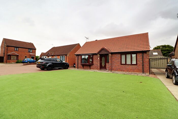 2 Bedroom Detached Bungalow For Sale In Hayfield Close, Haxey, DN9