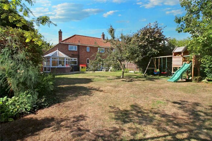 3 Bedroom Semi-Detached House For Sale In Hethersett Road, East Carleton, Norwich, Norfolk, NR14