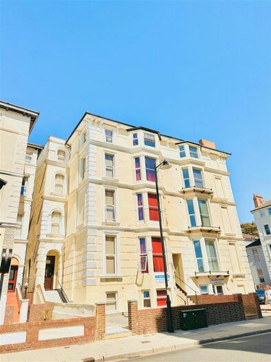 1 Bedroom Private Hall To Rent In Southsea, PO5