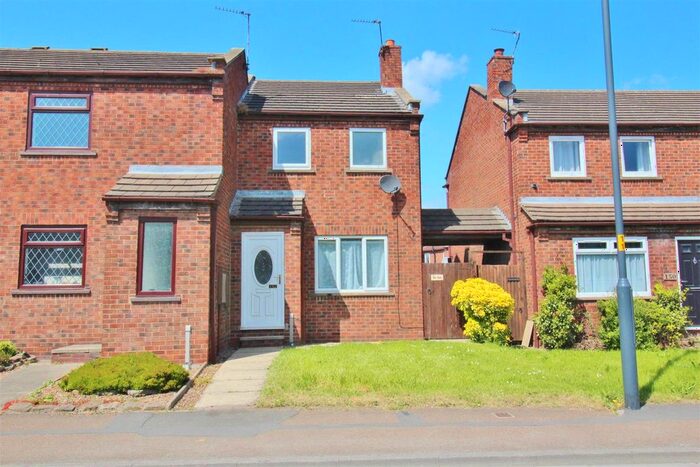 2 Bedroom End Of Terrace House To Rent In New Millgate, Selby, YO8