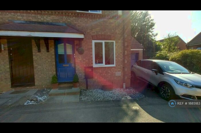 2 Bedroom Semi-Detached House To Rent In Lockton Court, Milton Keynes, MK4