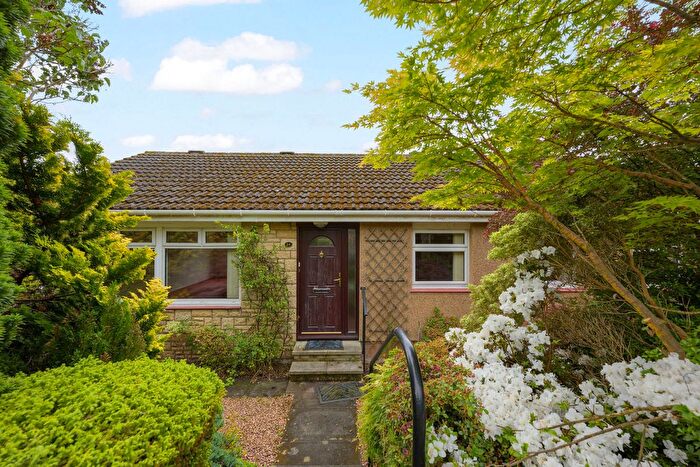 3 Bedroom Detached Bungalow For Sale In Cardean Way, Glenrothes, KY6