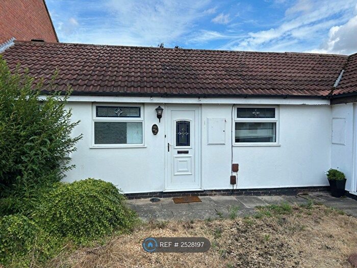 2 Bedroom Bungalow To Rent In Wainwright, Peterborough, PE4