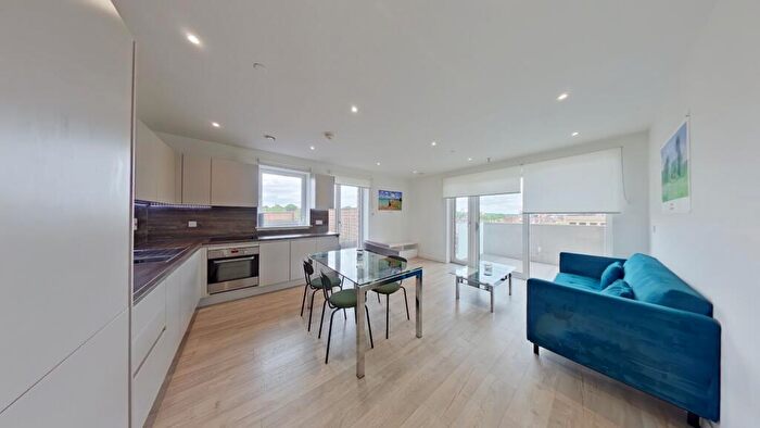 2 Bedroom Apartment To Rent In Woodlark Apartments, Hendon, NW9