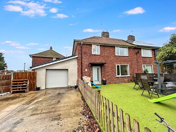 3 Bedroom Semi Detached House For Sale In University Crescent, Gorleston, NR31