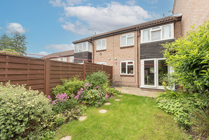 3 Bedroom Terraced House For Sale In Brecken Close, St. Albans, Hertfordshire, AL4