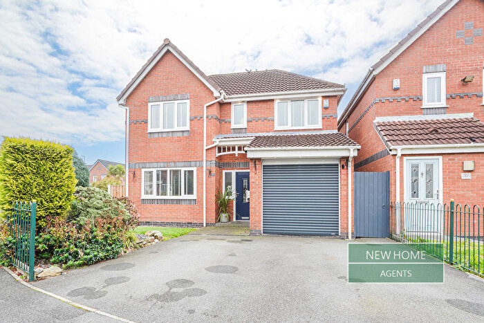 4 Bedroom Detached House For Sale In Frank Fold, Heywood, OL10
